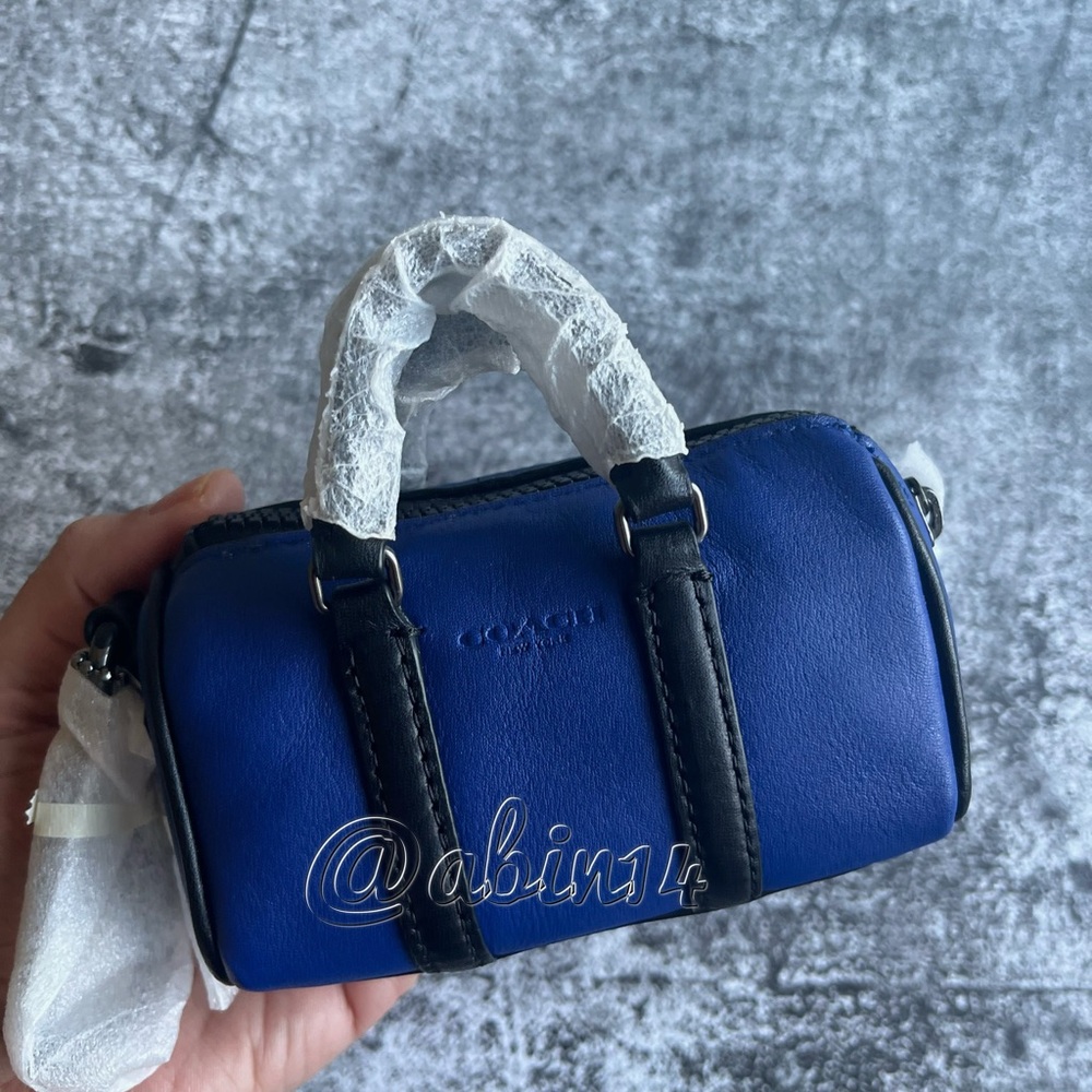 NWT Coach Leather Bag Charm Coin Case Purse